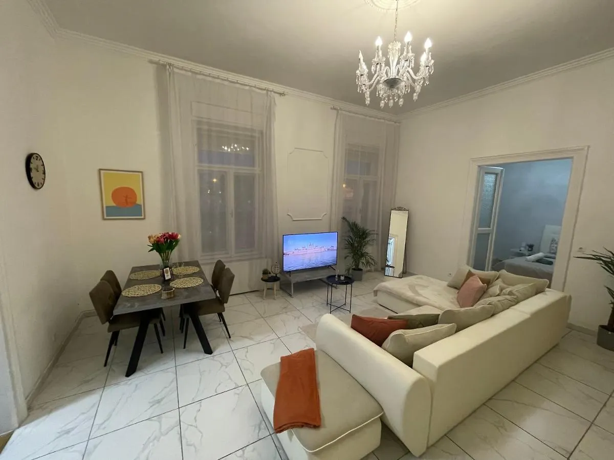 Luxury Riverside Panorama Apartment Budapešť