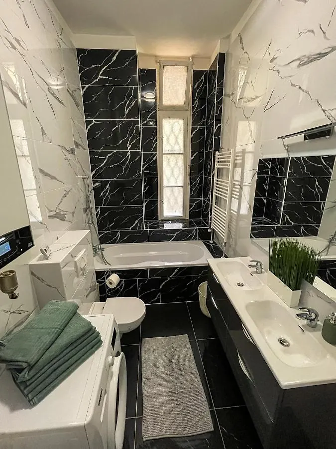 Luxury Riverside Panorama Apartment Budapest