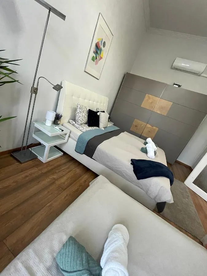 Luxury Riverside Panorama Apartment Budapest 0*,