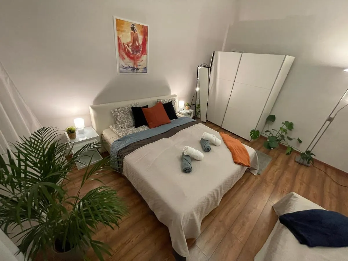Luxury Riverside Panorama Apartment Budapest
